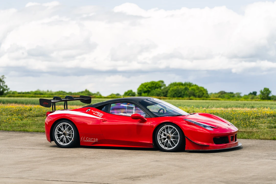 2012 Ferrari 458 - Image 15 of 31