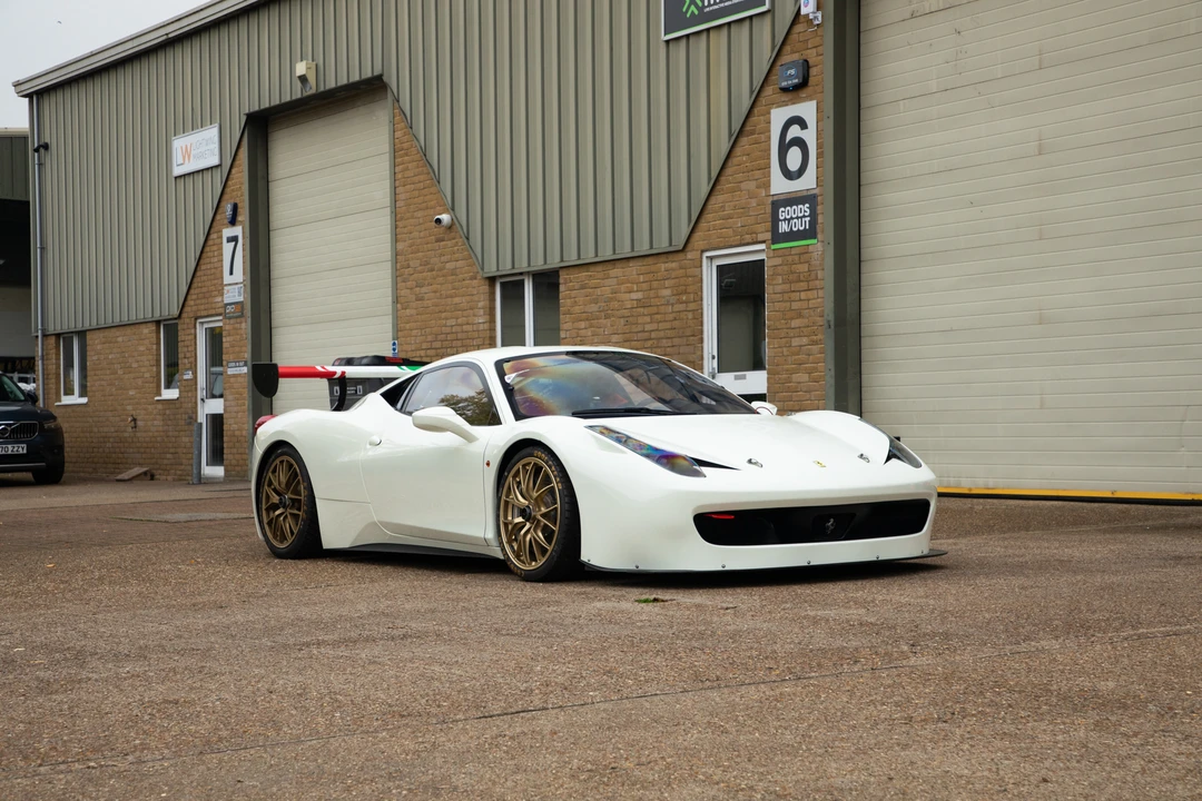 2012 Ferrari 458 - Image 17 of 31