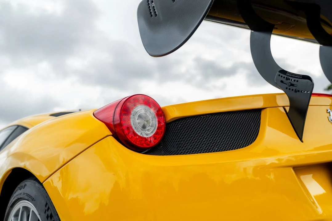 2012 Ferrari 458 - Image 24 of 31