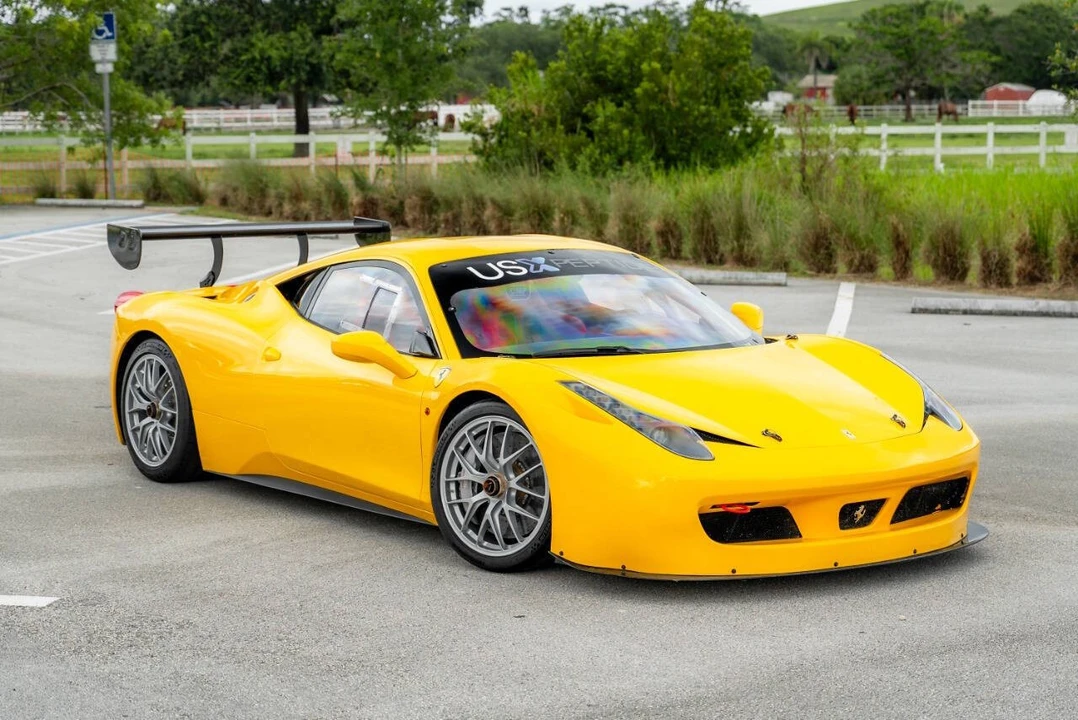 2012 Ferrari 458 - Image 2 of 31