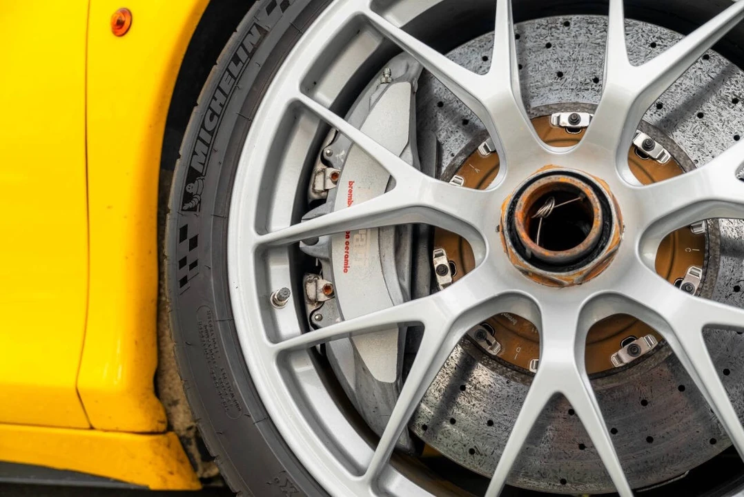 2012 Ferrari 458 - Image 14 of 31