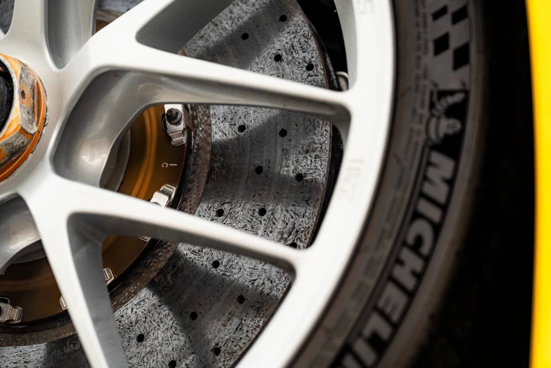 2012 Ferrari 458 - Image 13 of 31
