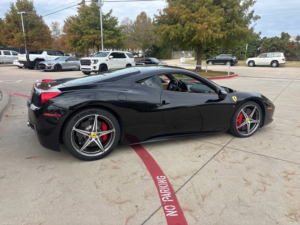 2012 Ferrari 458 Italia - Image 8 of 9