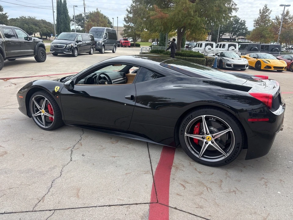 2012 Ferrari 458 Italia - Image 7 of 9