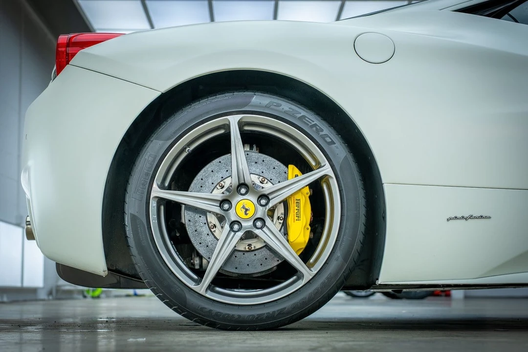 2012 Ferrari 458 Italia - Image 28 of 30