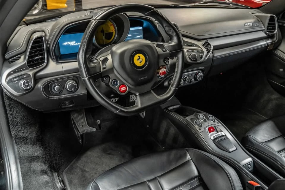 2012 Ferrari 458 Italia - Image 7 of 13