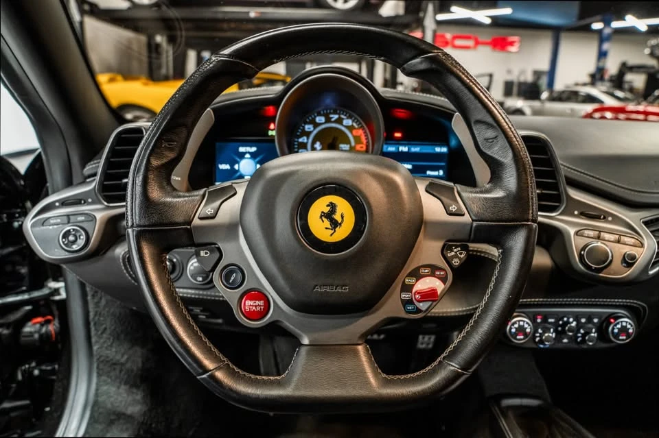 2012 Ferrari 458 Italia - Image 9 of 13