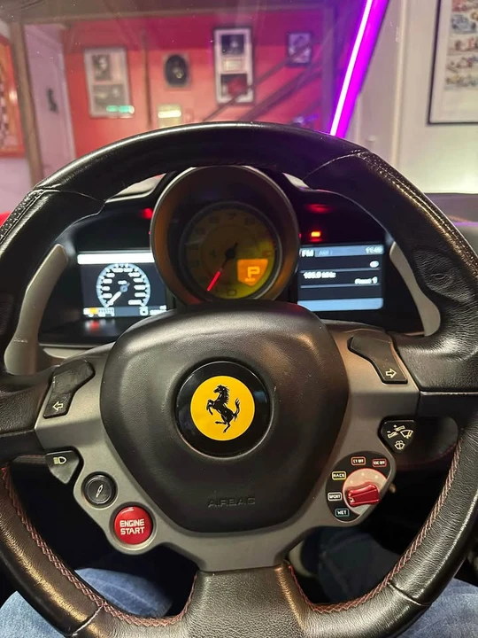 2012 Ferrari 458 Italia - Image 8 of 12
