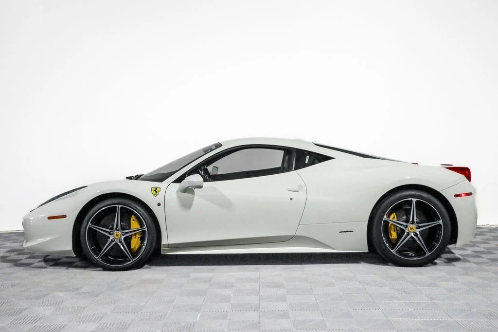 2012 Ferrari 458 Italia - Image 14 of 21