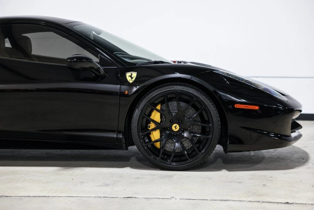 2012 Ferrari 458 Italia - Image 4 of 31
