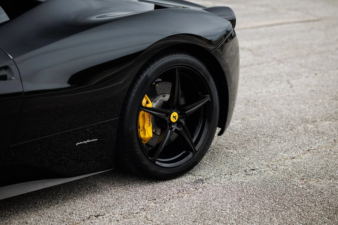 2012 Ferrari 458 Italia - Image 8 of 31