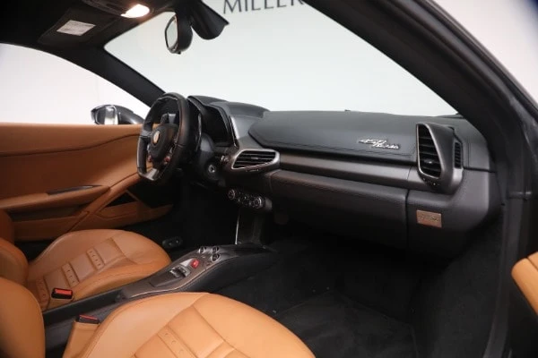 2012 Ferrari 458 Italia - Image 18 of 27
