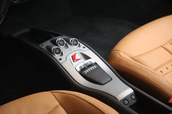 2012 Ferrari 458 Italia - Image 19 of 27