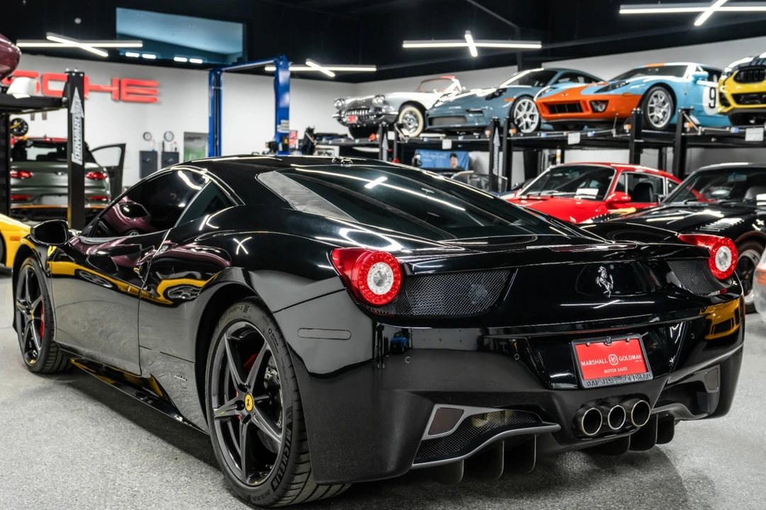2012 Ferrari 458 Italia - Image 6 of 21