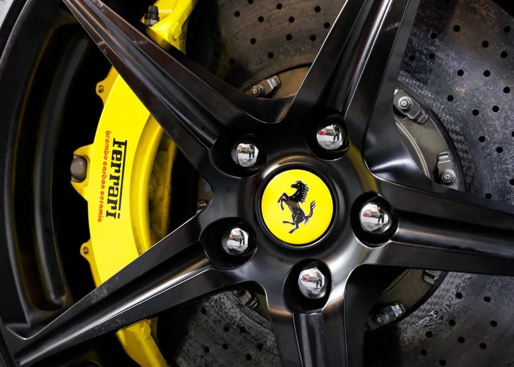 2012 Ferrari 458 Italia - Image 24 of 31