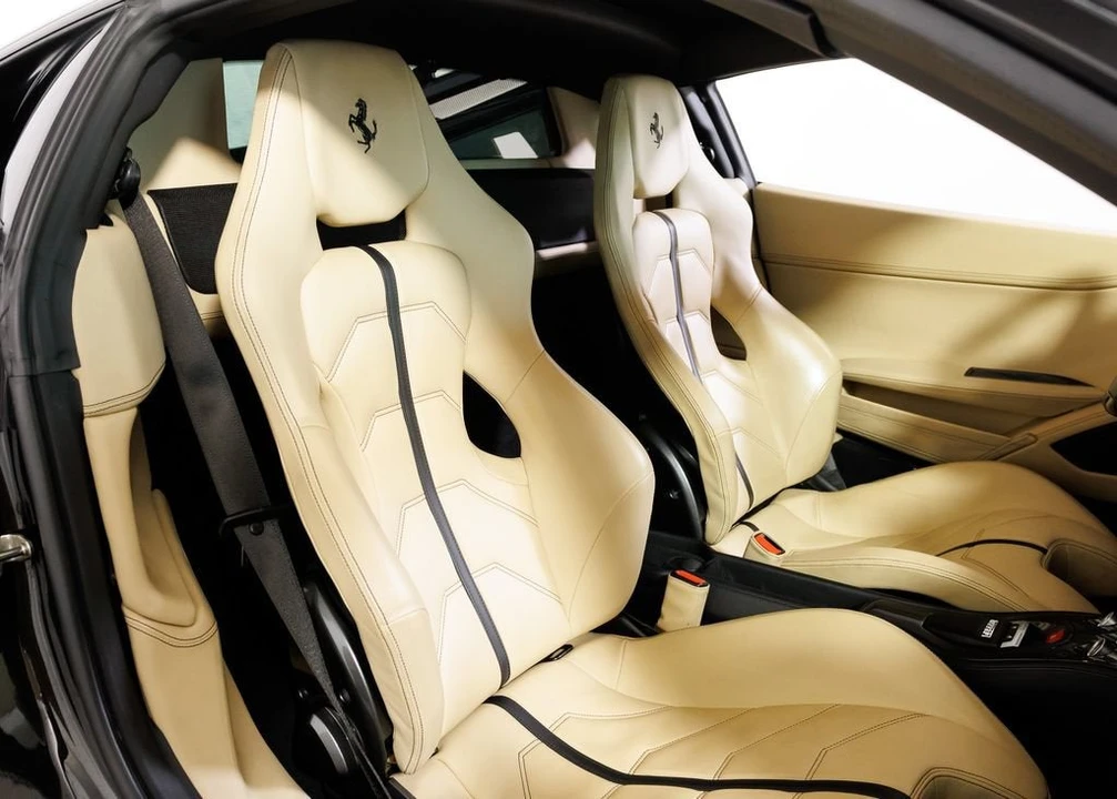 2012 Ferrari 458 Italia - Image 17 of 31