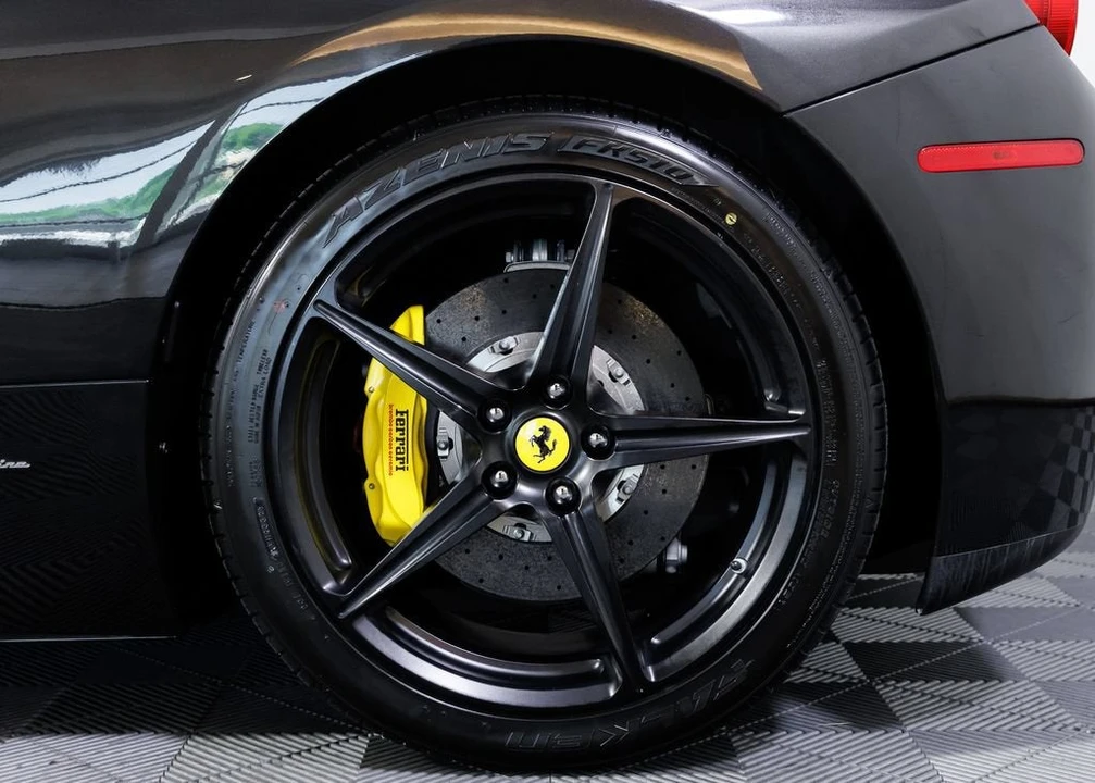 2012 Ferrari 458 Italia - Image 5 of 31