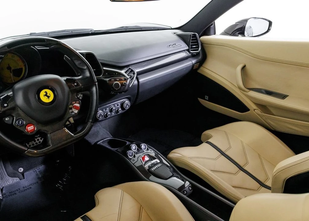 2012 Ferrari 458 Italia - Image 22 of 31