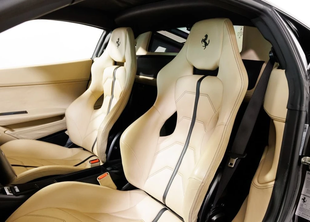 2012 Ferrari 458 Italia - Image 15 of 31