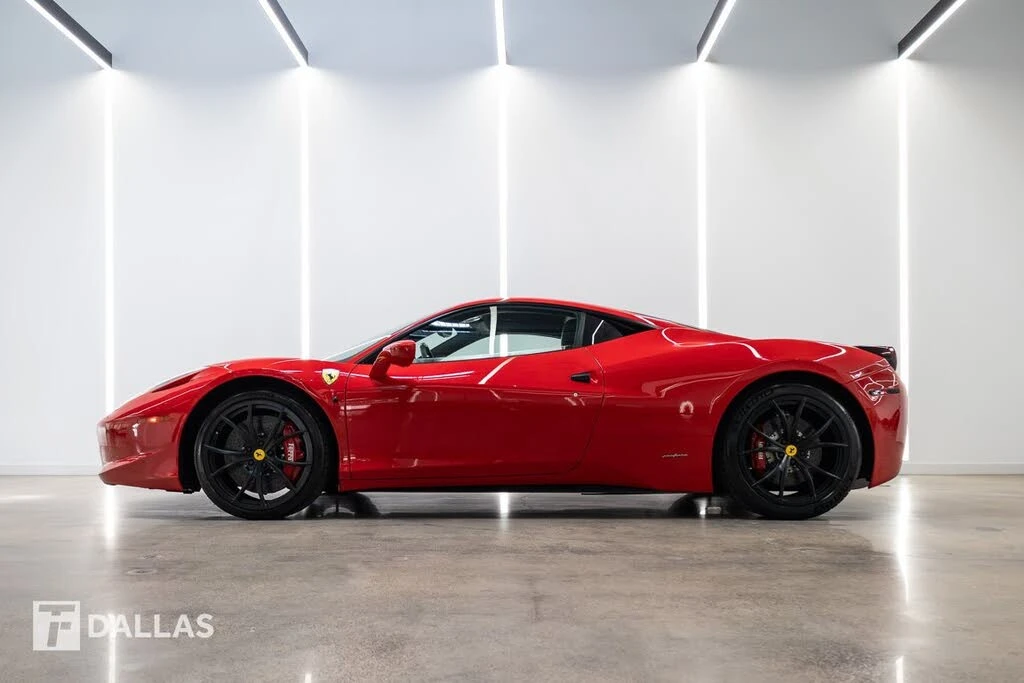 2012 Ferrari 458 Italia - Image 5 of 31