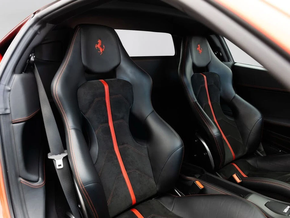2012 Ferrari 458 Italia - Image 7 of 31