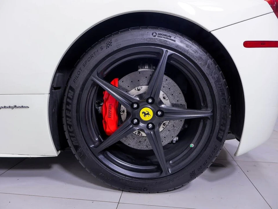 2012 Ferrari 458 Italia - Image 24 of 30