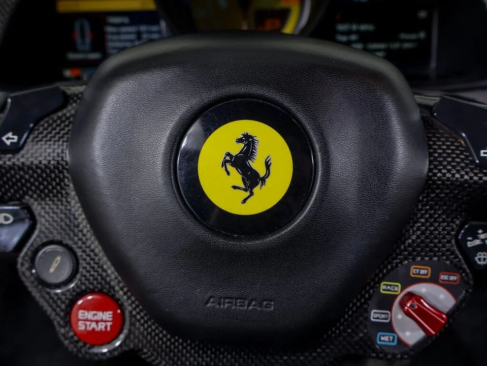 2012 Ferrari 458 Italia - Image 18 of 30