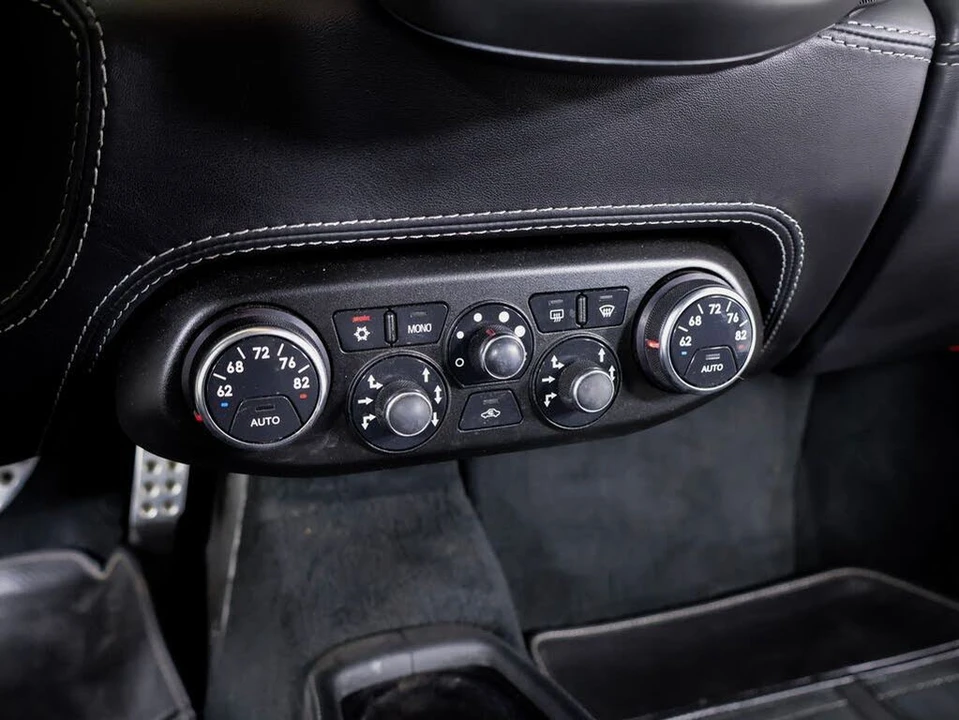 2012 Ferrari 458 Italia - Image 12 of 30