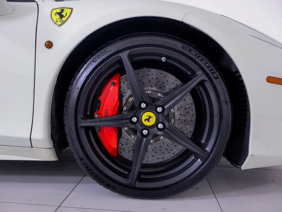 2012 Ferrari 458 Italia - Image 22 of 30