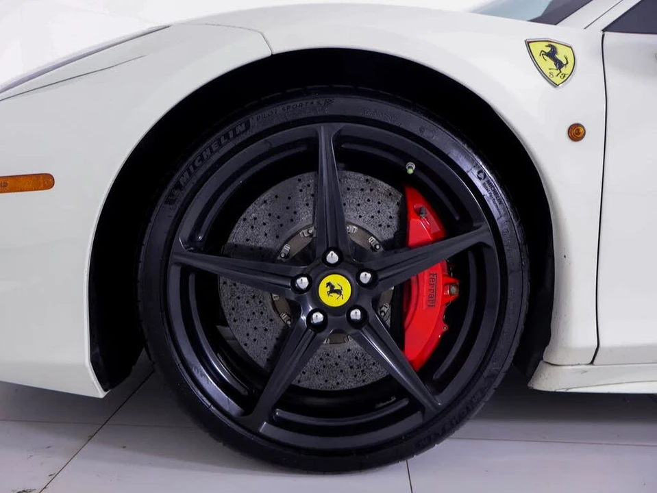2012 Ferrari 458 Italia - Image 23 of 30