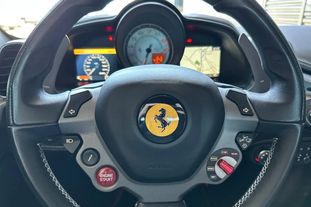 2012 Ferrari 458 Italia - Image 28 of 31