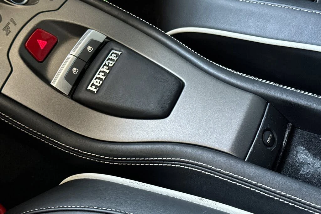 2012 Ferrari 458 Italia - Image 24 of 31