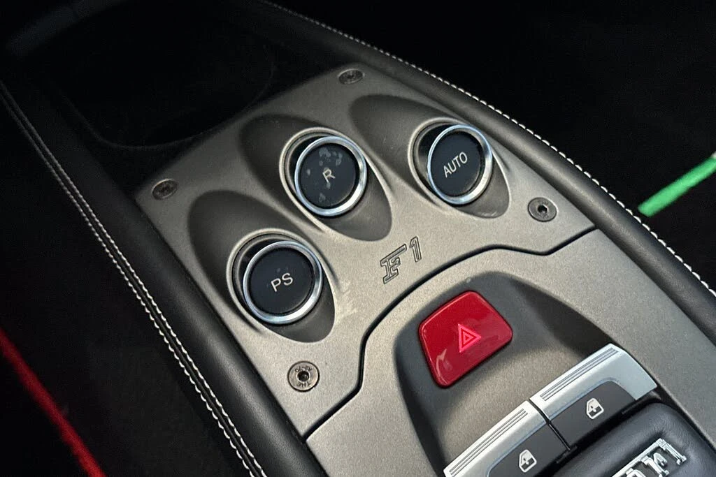 2012 Ferrari 458 Italia - Image 26 of 31
