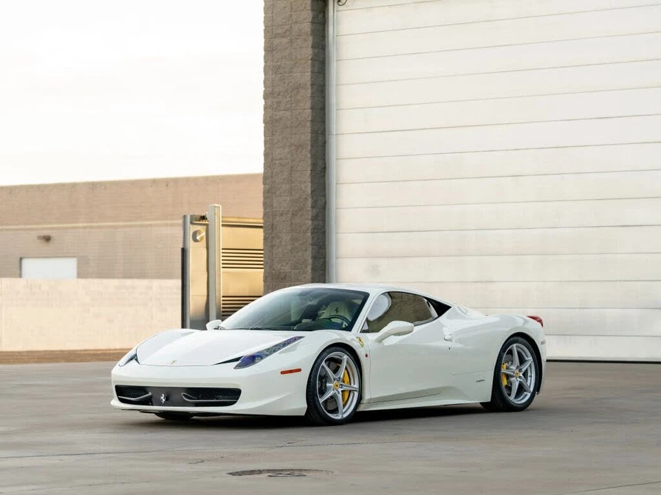 2012 Ferrari 458 Italia - Image 4 of 31