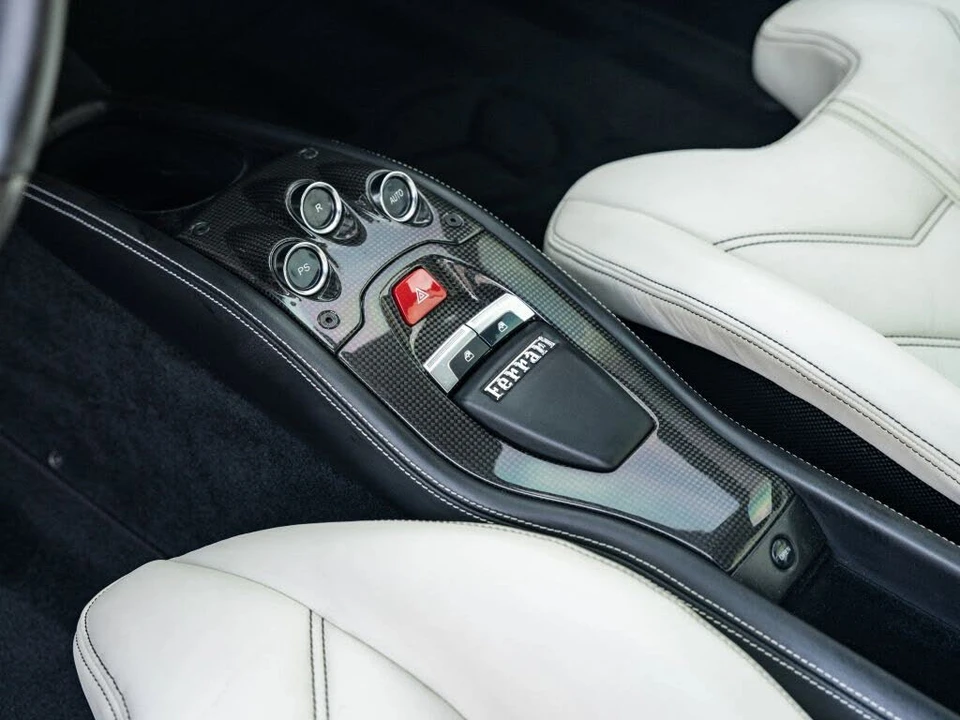 2012 Ferrari 458 Italia - Image 17 of 31