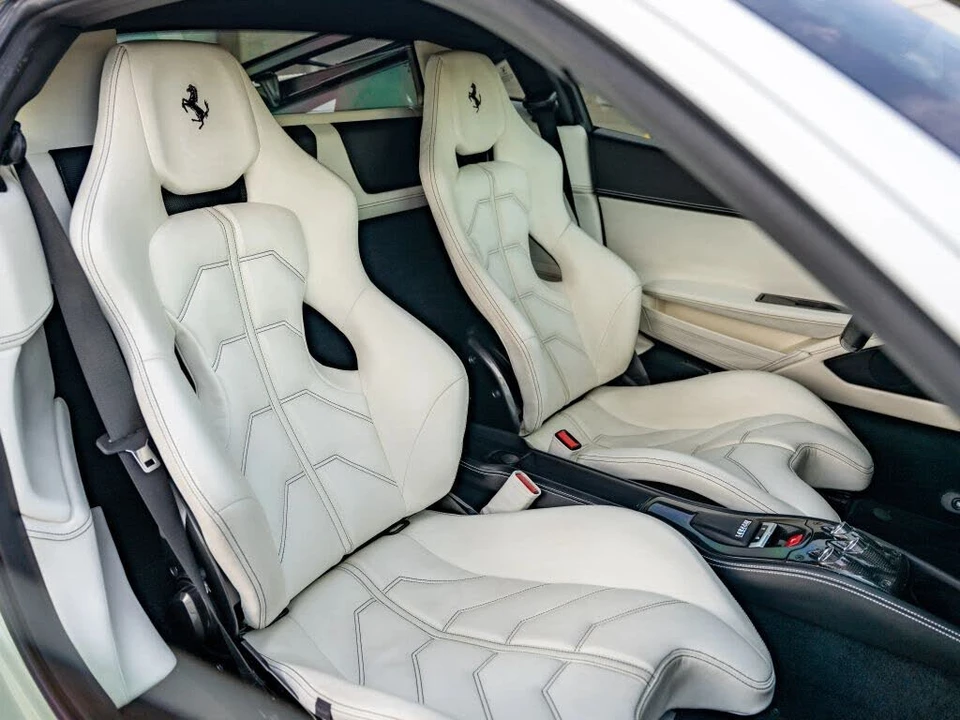 2012 Ferrari 458 Italia - Image 15 of 31