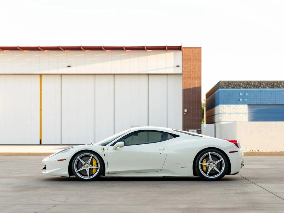 2012 Ferrari 458 Italia - Image 5 of 31