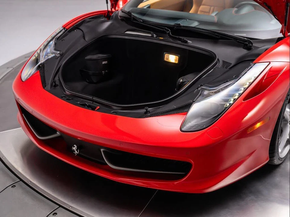 2012 Ferrari 458 Italia - Image 12 of 31