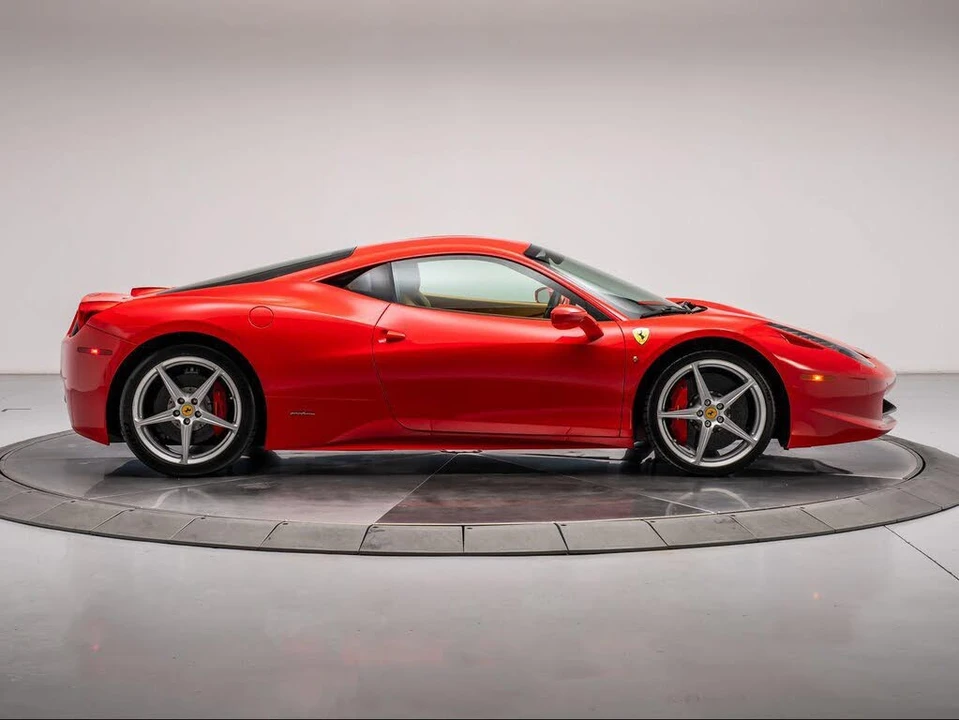 2012 Ferrari 458 Italia - Image 6 of 31
