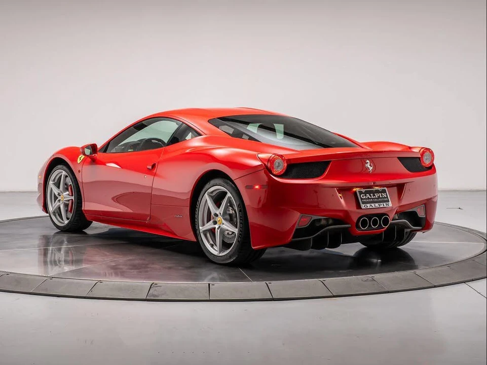 2012 Ferrari 458 Italia - Image 3 of 31