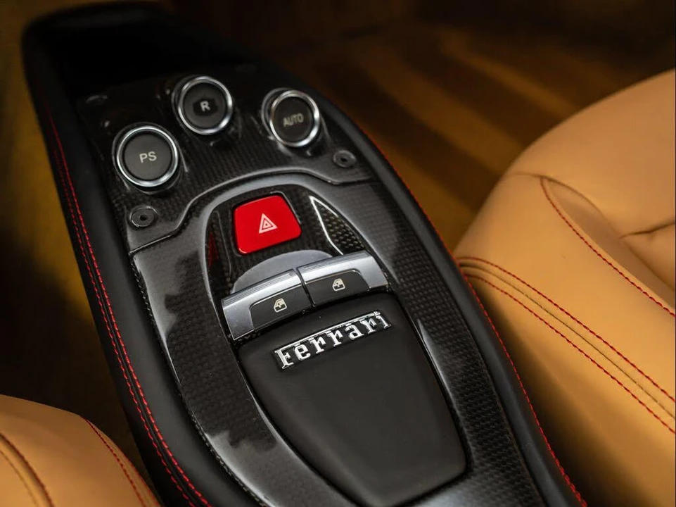 2012 Ferrari 458 Italia - Image 29 of 31