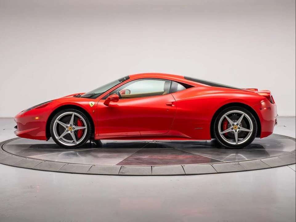 2012 Ferrari 458 Italia - Image 2 of 31
