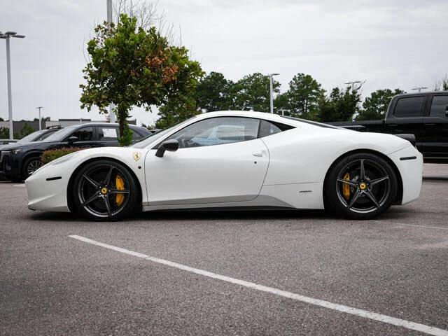 2012 Ferrari 458 Italia - Image 7 of 31