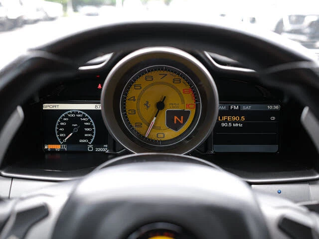 2012 Ferrari 458 Italia - Image 22 of 31