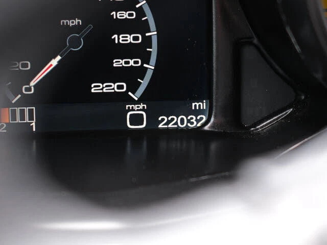 2012 Ferrari 458 Italia - Image 23 of 31