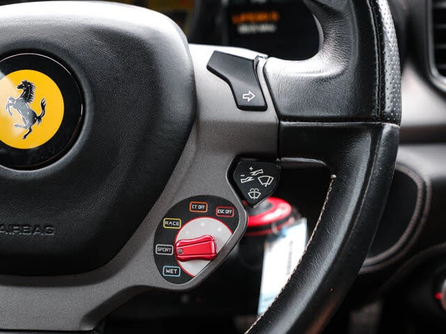 2012 Ferrari 458 Italia - Image 21 of 31