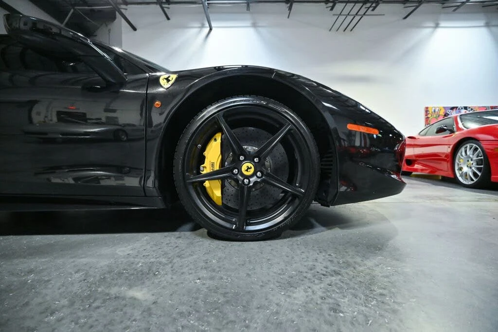 2012 Ferrari 458 Italia - Image 26 of 31