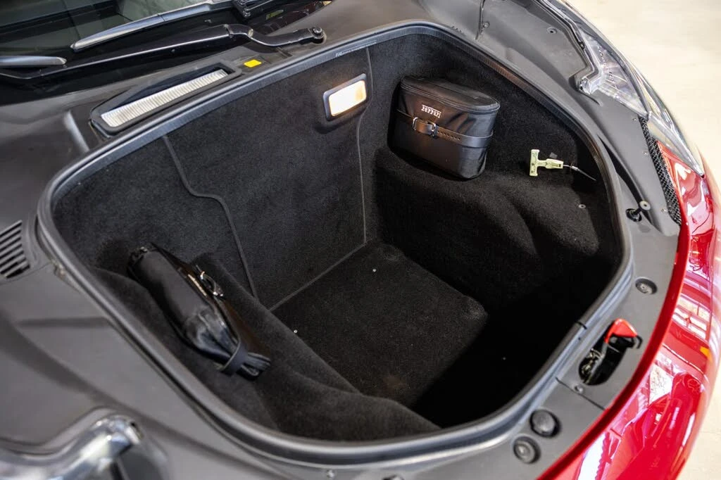 2012 Ferrari 458 Italia - Image 25 of 31