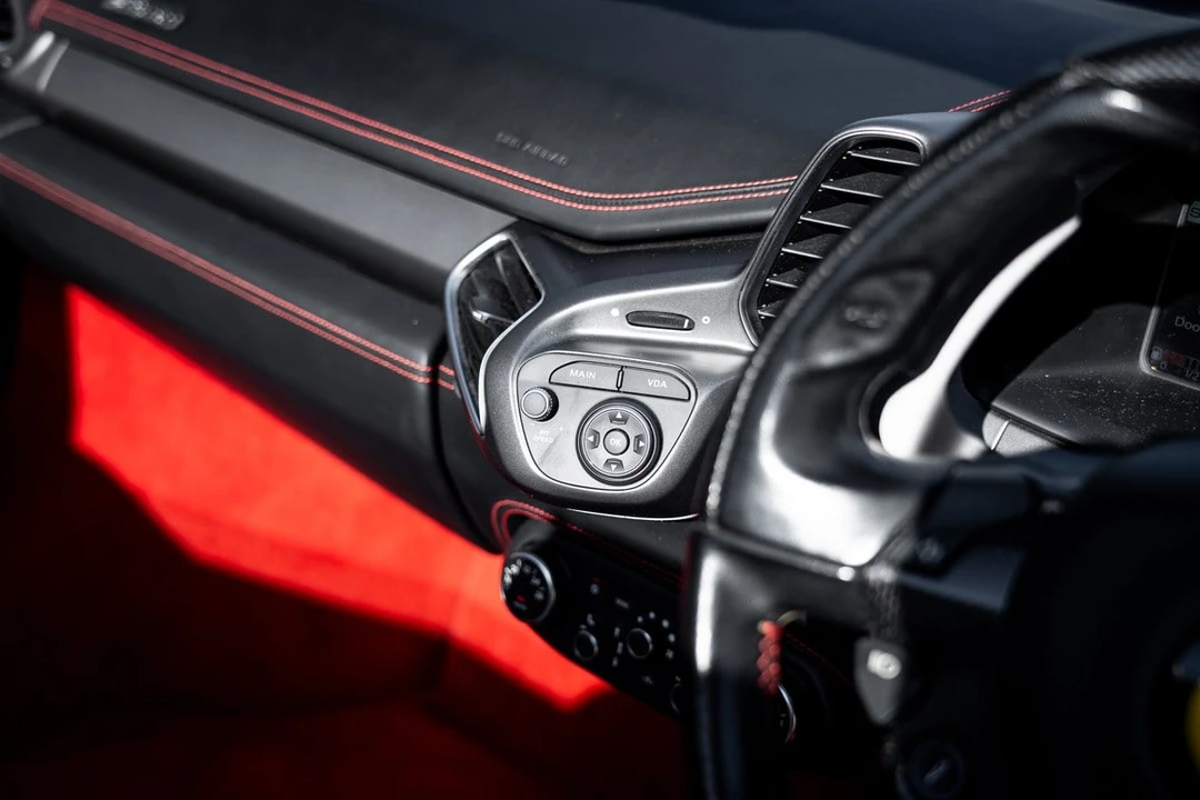 2012 Ferrari 458 Spider - Image 28 of 30