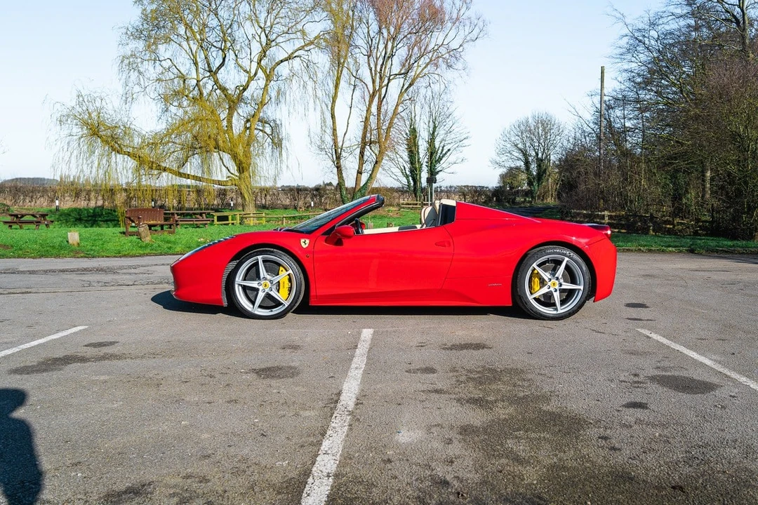 2012 Ferrari 458 Spider - Image 5 of 30